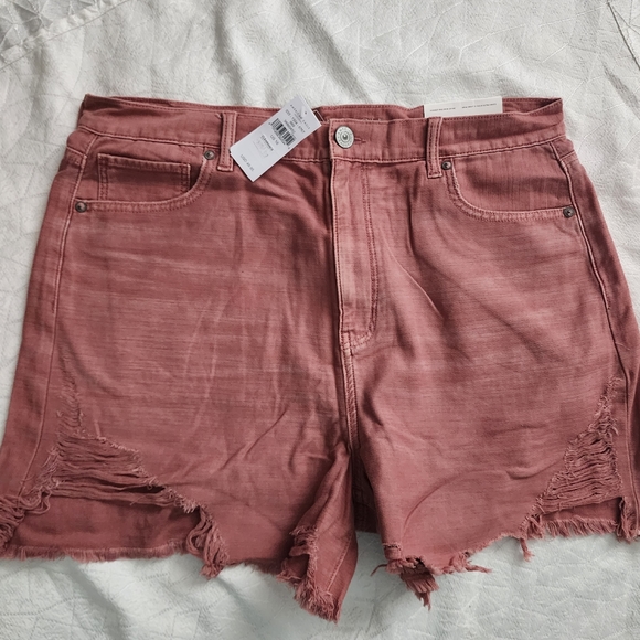 American Eagle Highest Rise Mom Shorts - Picture 5 of 10